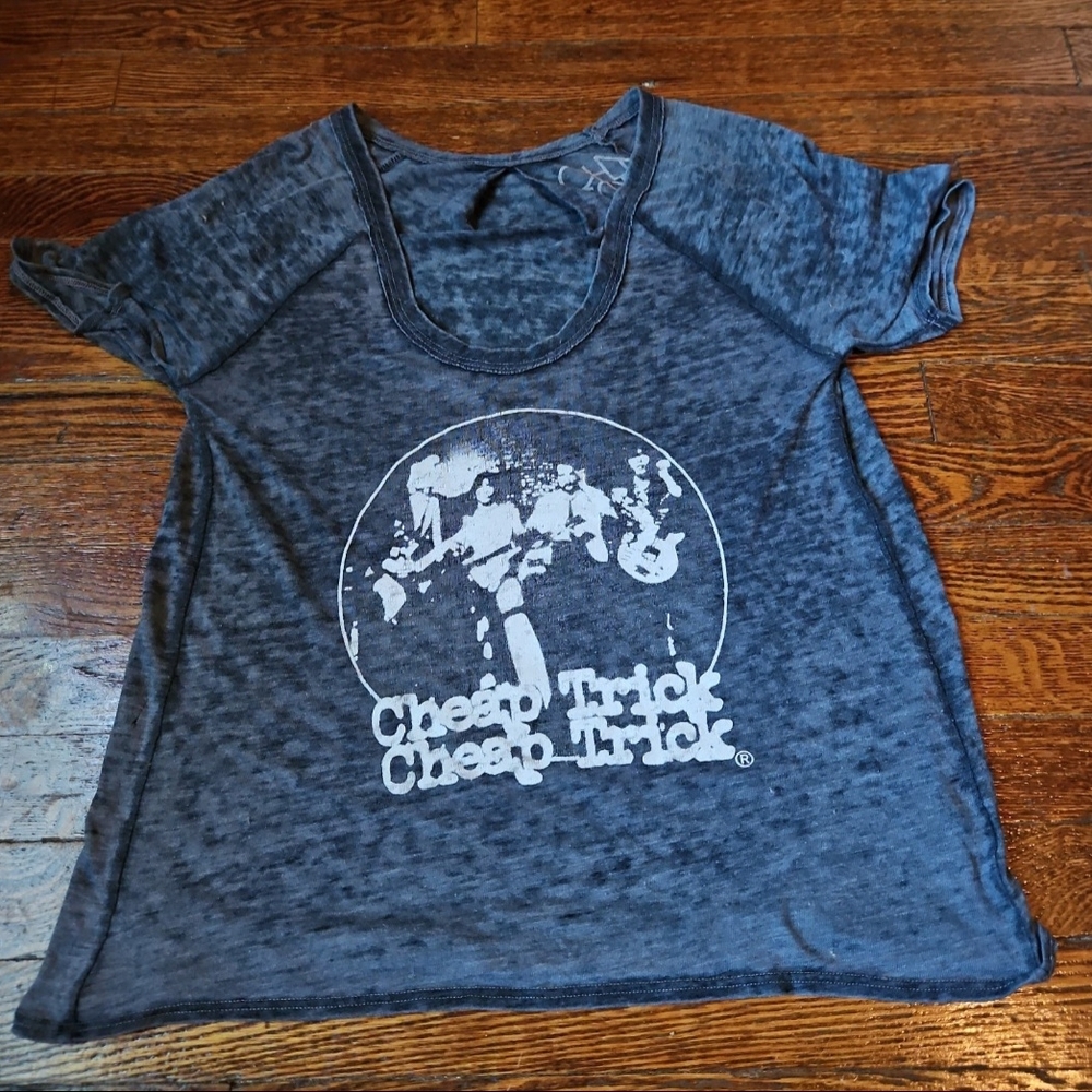 Chaser Cheap Trick Band Shirt.